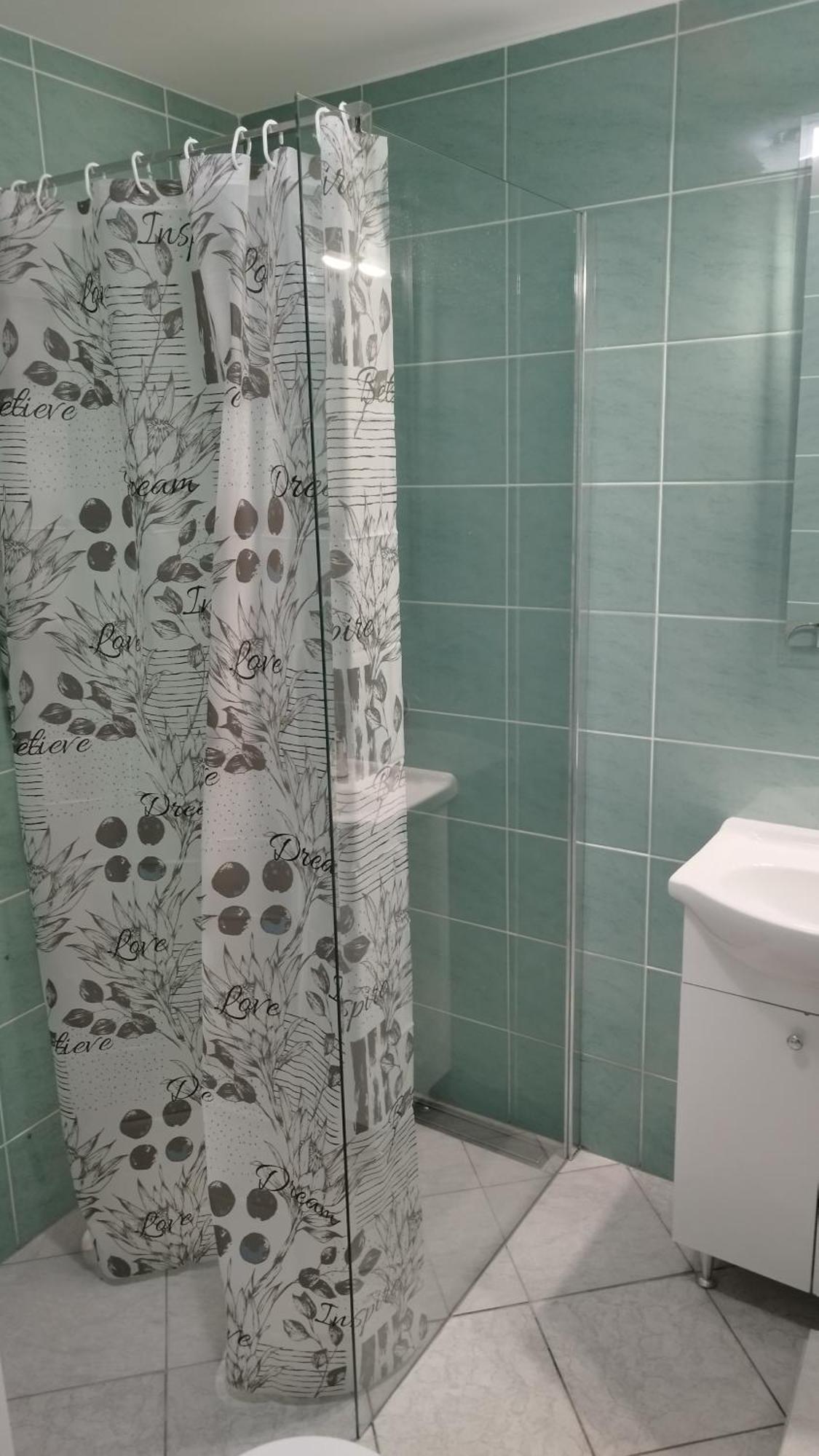 Apartma B & O Идрия Экстерьер фото